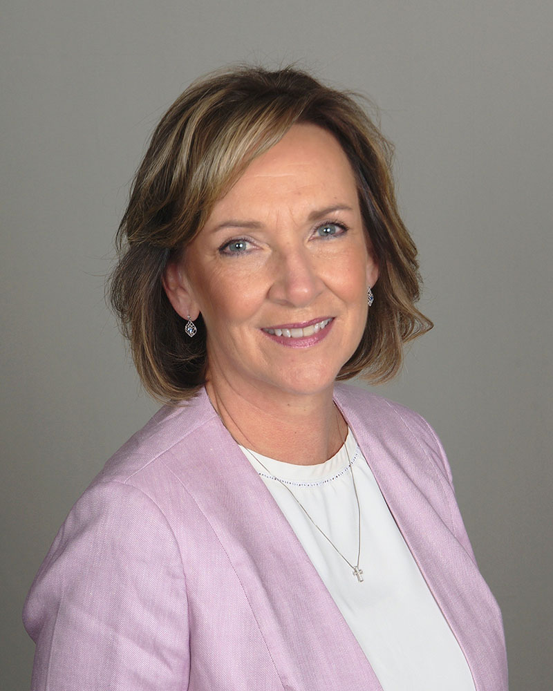 Maureen Riner : Family Service Advisor